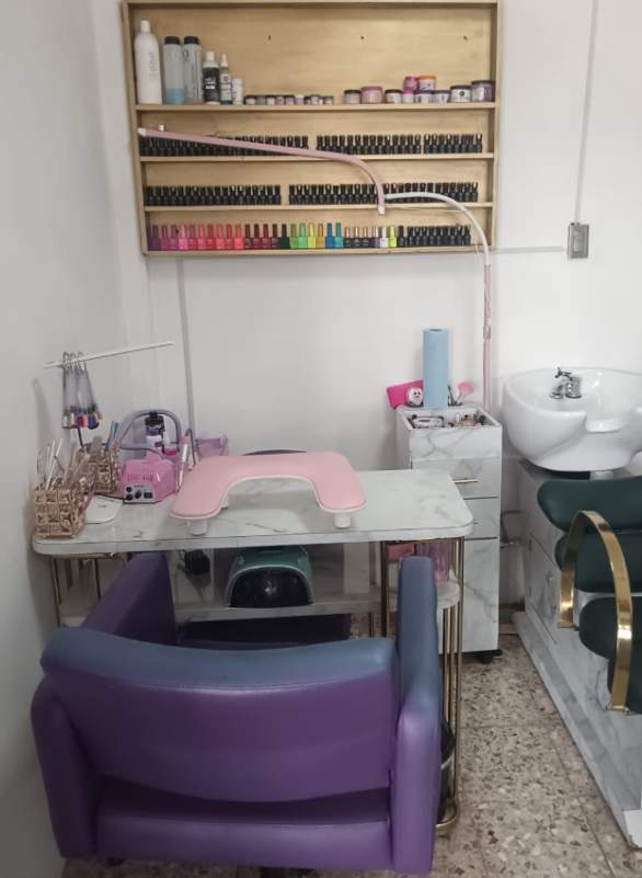 Área de manicure de Salón Spa Vida